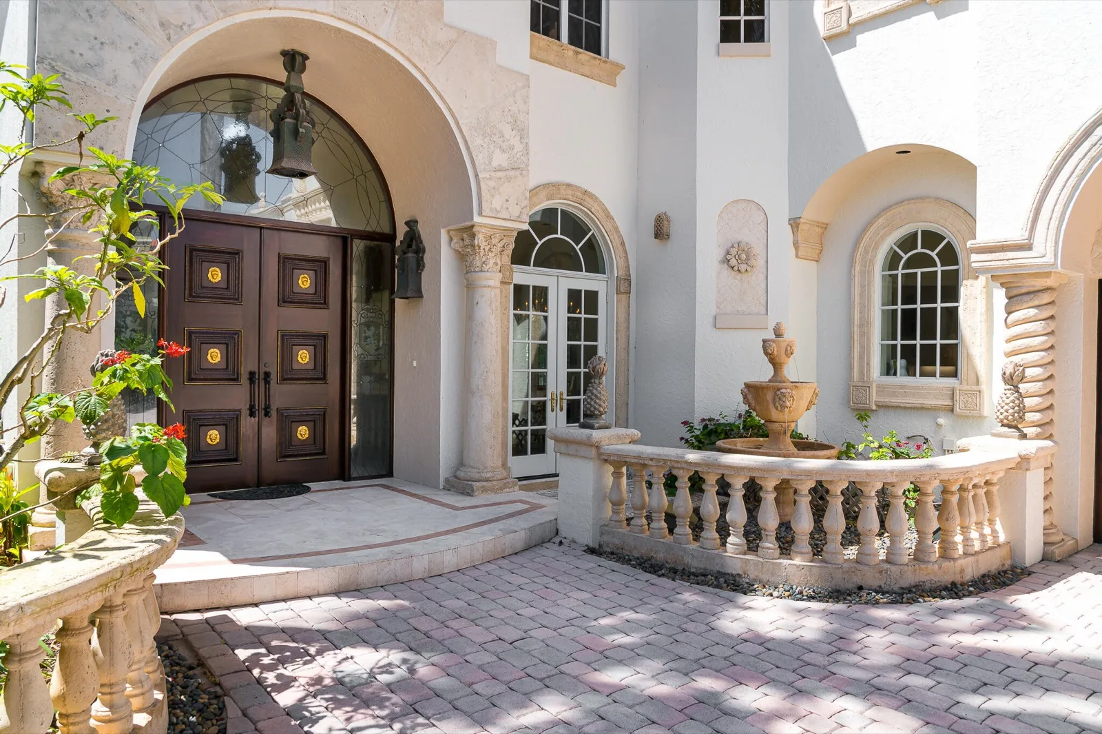 422 Addison Park Lane photo 3