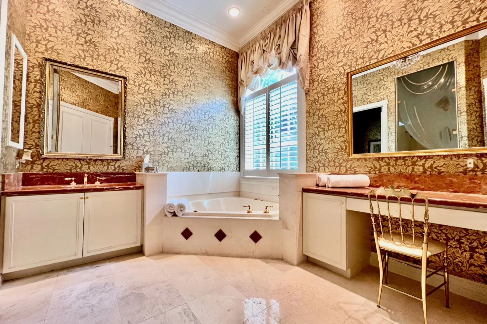 422 Addison Park Lane photo 19