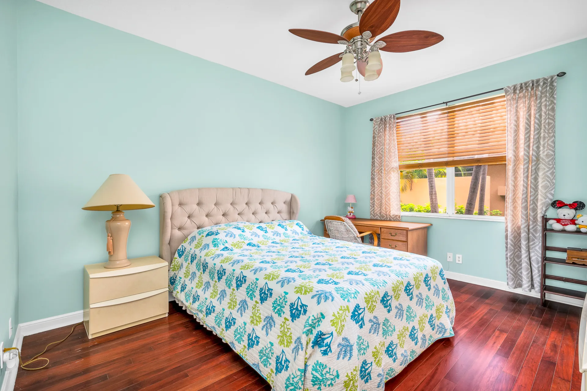6662 Newport Lake Circle photo 15