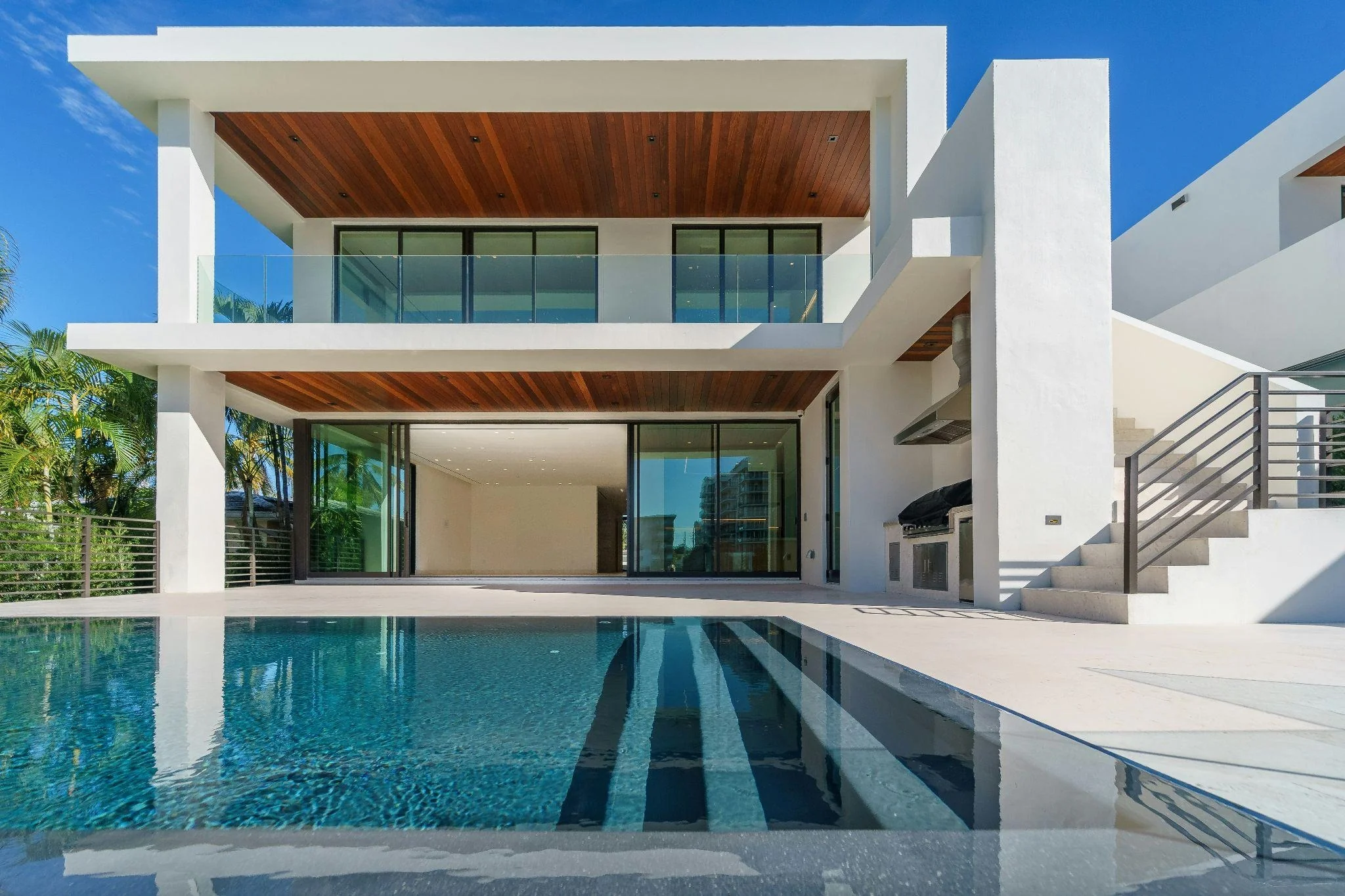 Modern South Florida luxury home with pool